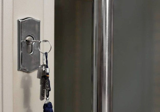 Serrurier paris 17, qui paye entre locataire et propriétaire